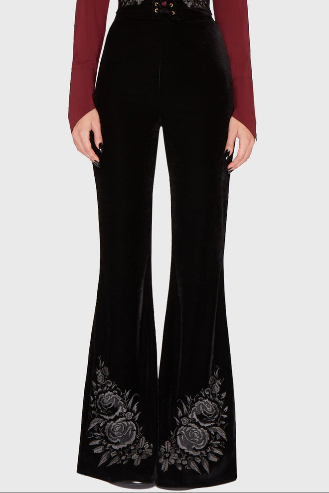 A Devil's Rose Flares [Black]