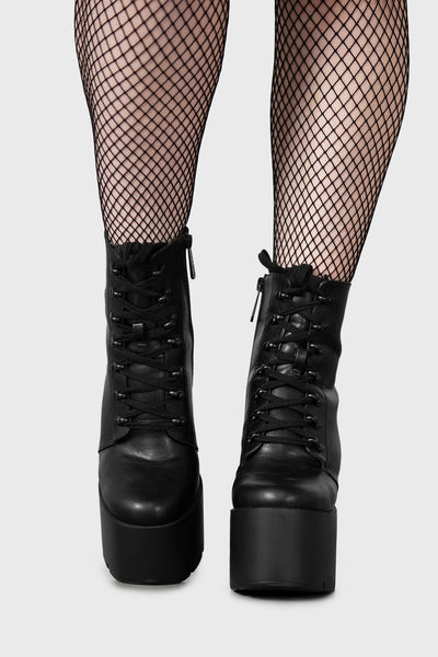 Crescent Boots