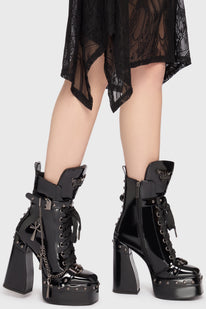 Crux Obscura Boots
