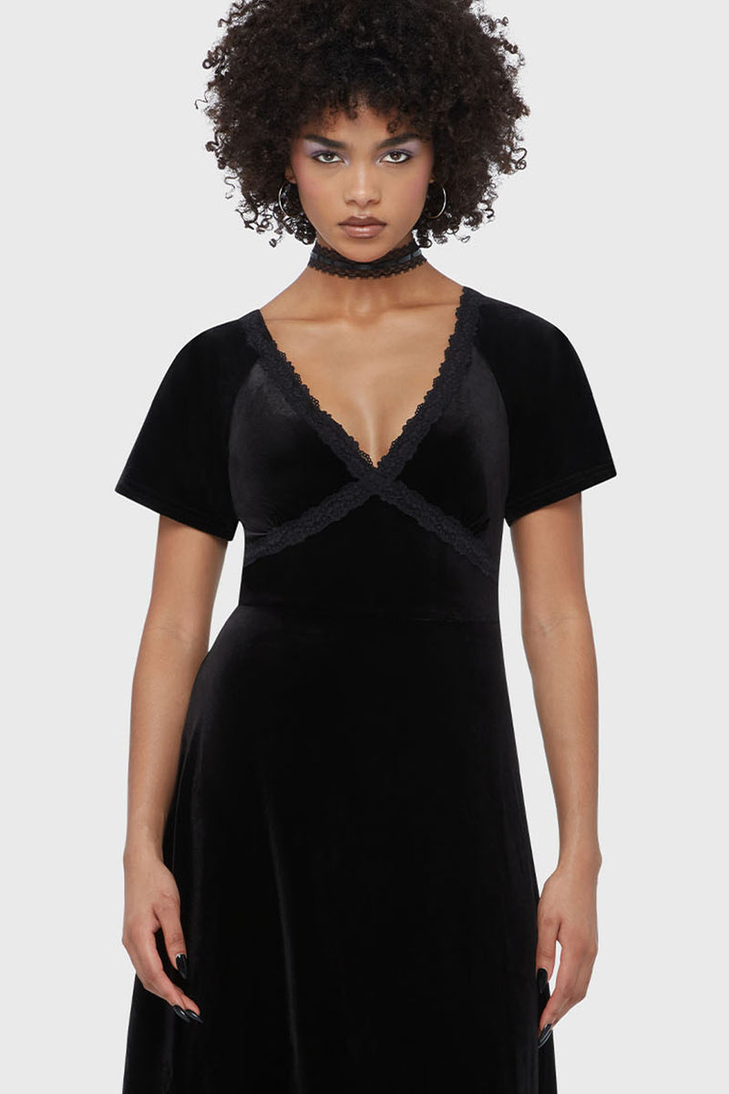 Echelia's Muse Maxi Dress