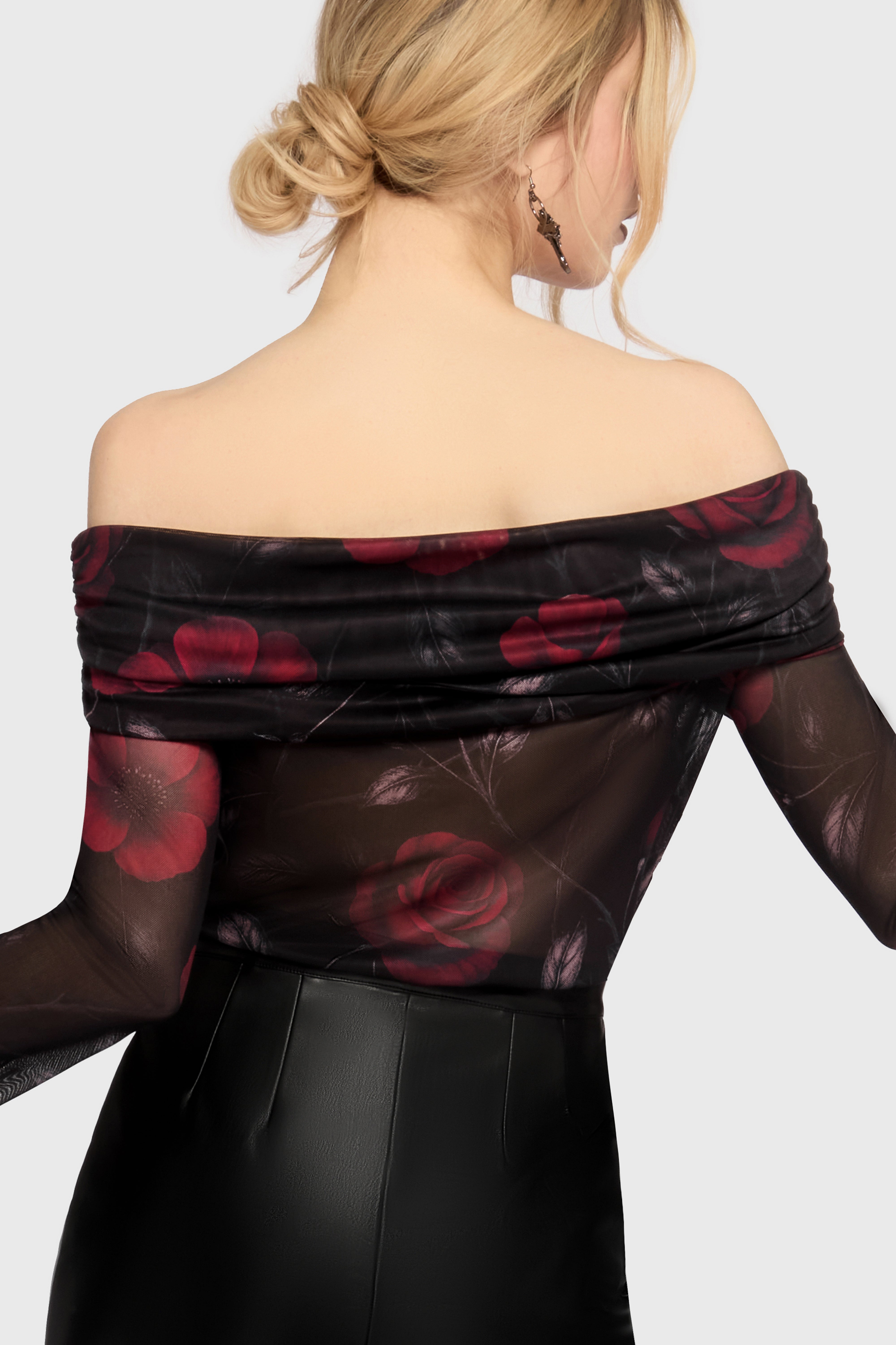 Fawnelle Off The Shoulder Top ‐ KILLSTAR