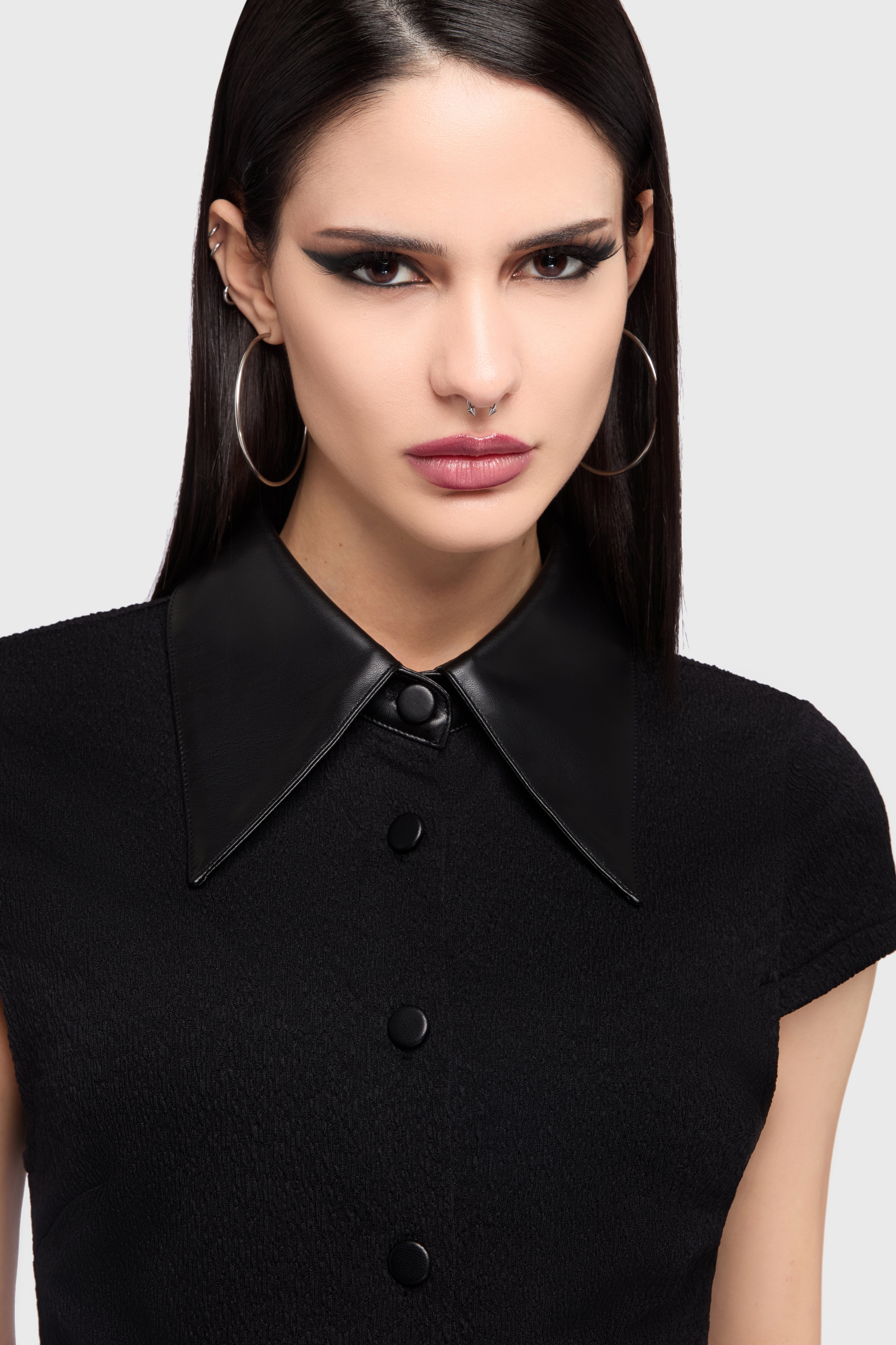 Kihilist Obsidienne Collar Dress ‐ KILLSTAR