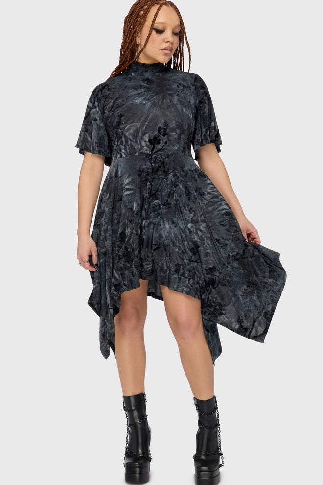 Midnight Vale Short Sleeve Midi Dress