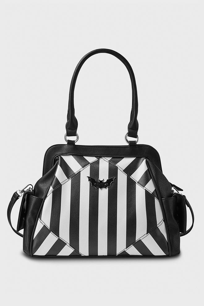 Never Trust The Living Handbag
