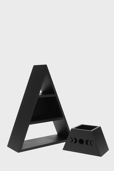 Pyramid Shelf