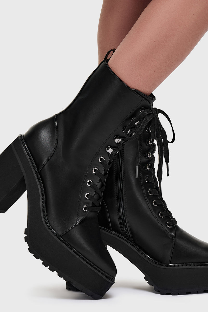 Salem City Boots