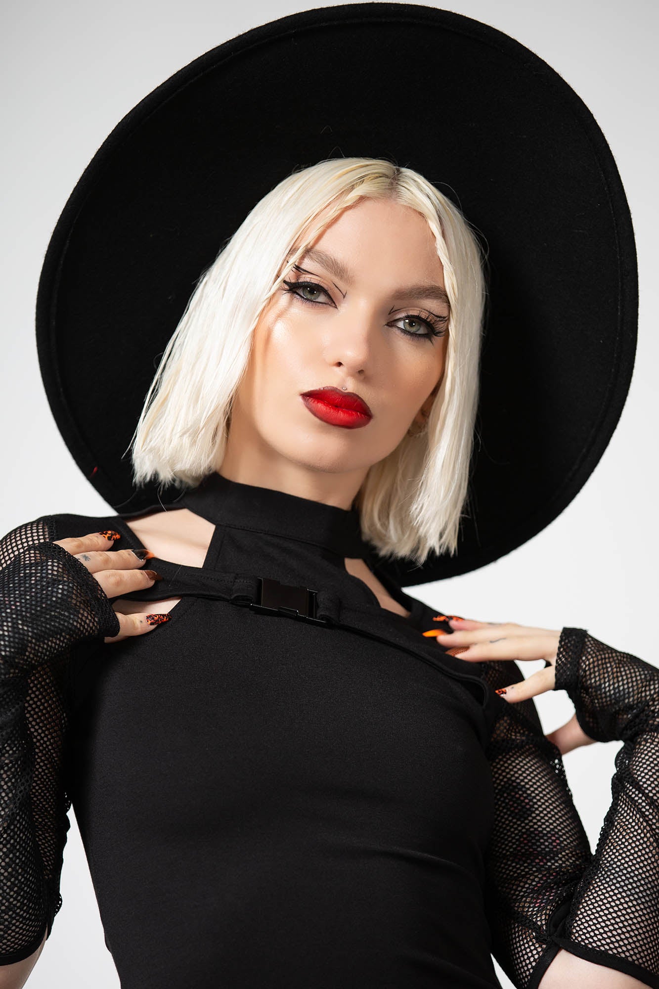killstar fishnet top